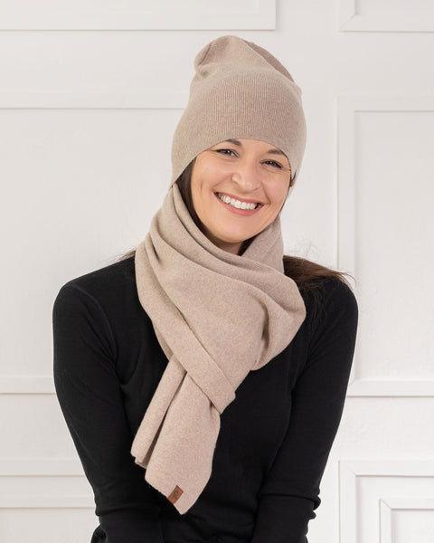 Women&#39;s Knit Beanie &amp; Scarf Merino &amp; Cashmere 2-Piece Set