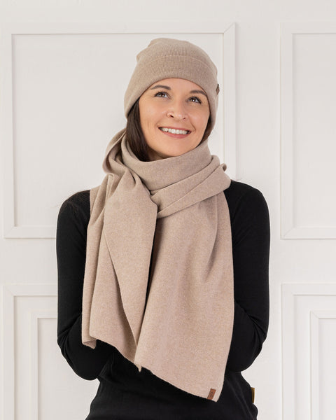 Women&#39;s Knit Beanie &amp; Scarf Merino &amp; Cashmere 2-Piece Set