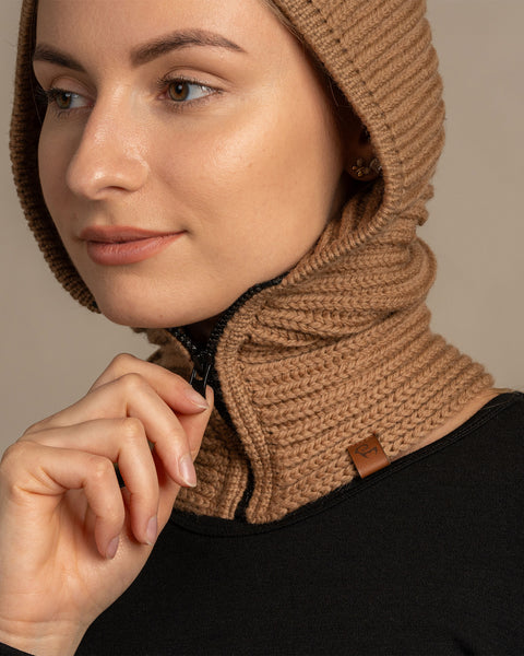 Women&#39;s Hood Zipper Balaclava Knitted Merino in caramel brown