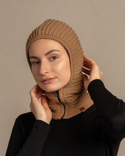 Women&#39;s Hood Zipper Balaclava Knitted Merino in caramel brown