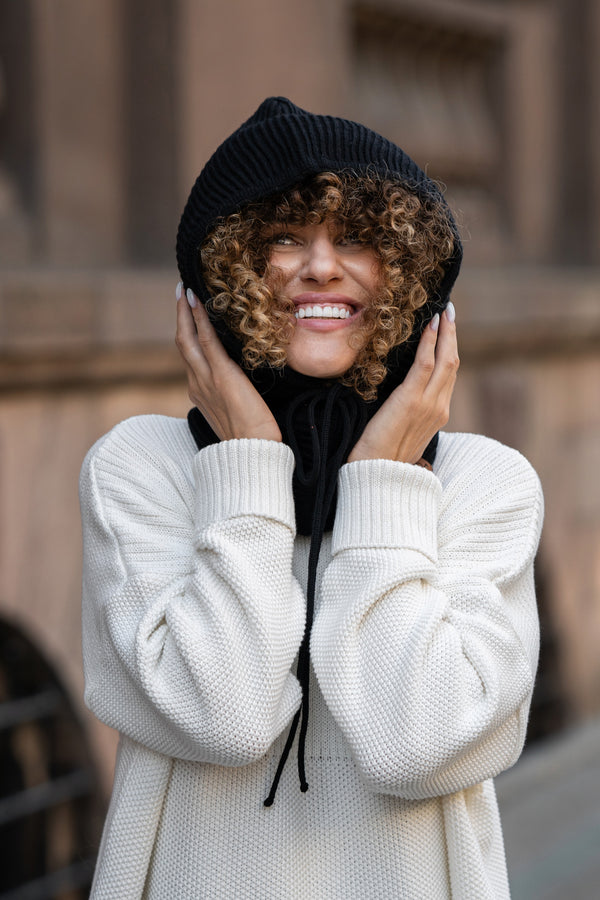 Women's Knit Merino Hood Balaclava in Black