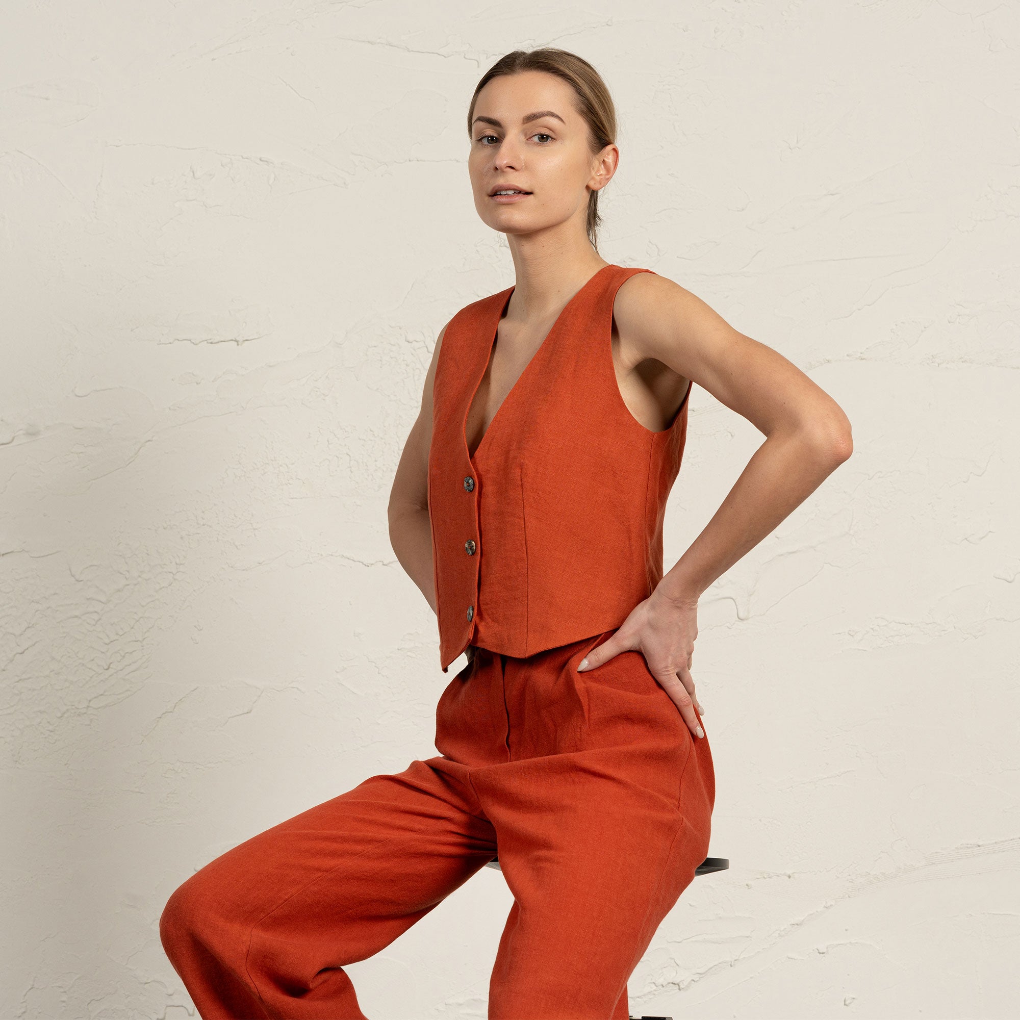 Elegant Linen Waistcoat Ava Cinnamon Red