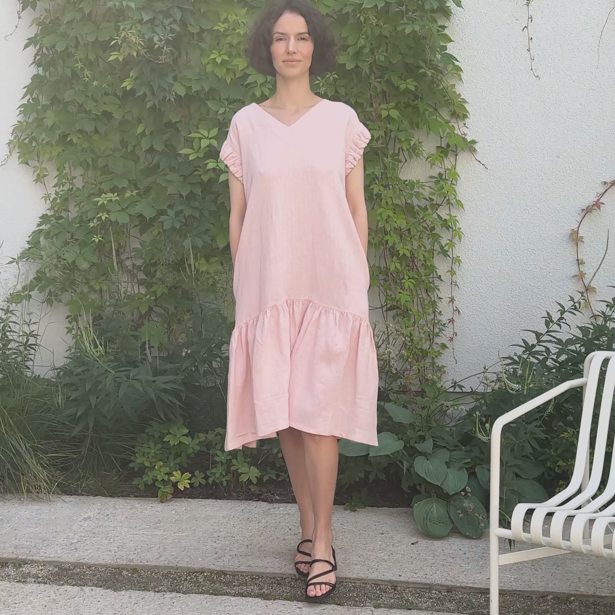 Linen Dress with Ruffles Victoria