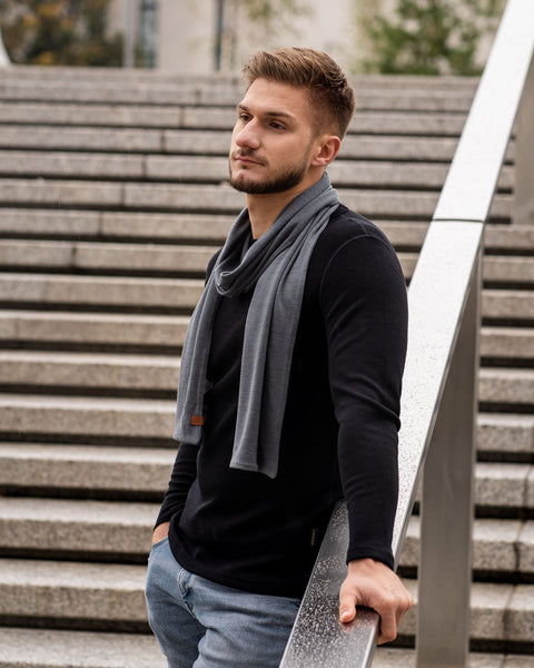 Men&#39;s Merino Scarf Perfect Grey
